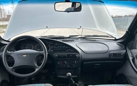 Chevrolet Niva I рестайлинг, 2004 год, 296 000 рублей, 5 фотография