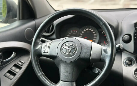 Toyota RAV4, 2006 год, 1 055 000 рублей, 8 фотография