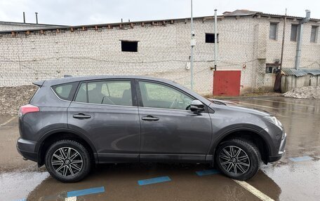Toyota RAV4, 2016 год, 2 100 000 рублей, 4 фотография