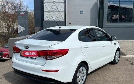 KIA Rio III рестайлинг, 2016 год, 840 000 рублей, 5 фотография