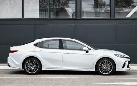 Toyota Camry, 2026 год, 4 799 000 рублей, 5 фотография