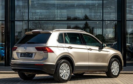 Volkswagen Tiguan II, 2019 год, 1 795 000 рублей, 6 фотография