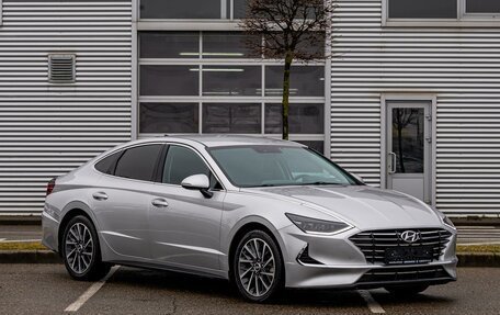 Hyundai Sonata VIII, 2021 год, 1 995 000 рублей, 3 фотография