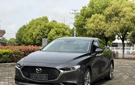 Mazda 3, 2022 год, 2 020 000 рублей, 1 фотография