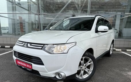 Mitsubishi Outlander III рестайлинг 3, 2013 год, 1 179 000 рублей, 1 фотография