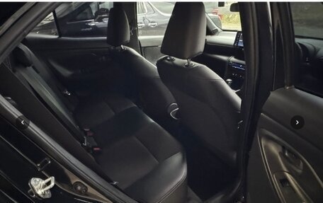 Toyota Yaris Cross, 2022 год, 1 350 000 рублей, 8 фотография