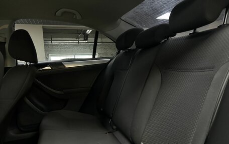 Volkswagen Jetta VI, 2011 год, 778 000 рублей, 12 фотография