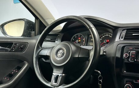 Volkswagen Jetta VI, 2011 год, 778 000 рублей, 15 фотография