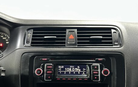 Volkswagen Jetta VI, 2011 год, 778 000 рублей, 19 фотография