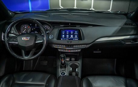 Cadillac XT4 I, 2020 год, 2 950 000 рублей, 12 фотография