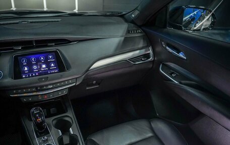 Cadillac XT4 I, 2020 год, 2 950 000 рублей, 29 фотография