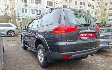Mitsubishi Pajero Sport II рестайлинг, 2011 год, 2 950 000 рублей, 3 фотография