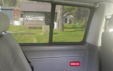 Volkswagen Transporter T5 рестайлинг, 2006 год, 1 150 000 рублей, 11 фотография