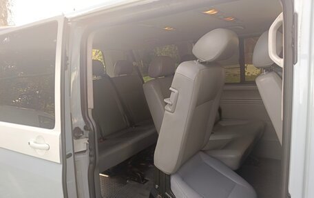 Volkswagen Transporter T5 рестайлинг, 2006 год, 1 150 000 рублей, 14 фотография