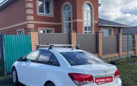 Chevrolet Cruze II, 2011 год, 650 000 рублей, 2 фотография