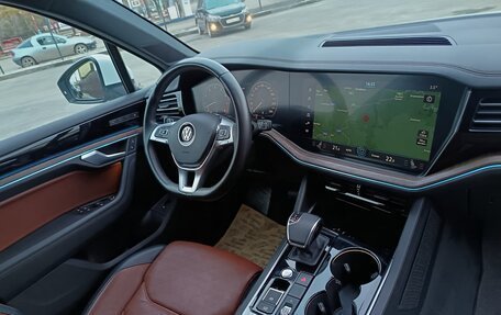 Volkswagen Touareg III, 2020 год, 5 300 000 рублей, 25 фотография
