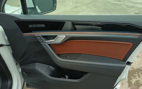 Volkswagen Touareg III, 2020 год, 5 300 000 рублей, 37 фотография