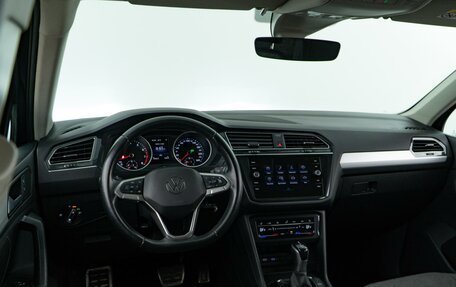 Volkswagen Tiguan II, 2021 год, 3 188 888 рублей, 6 фотография