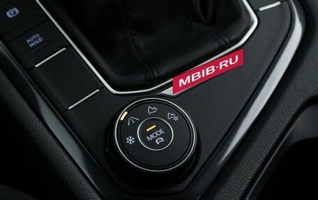 Volkswagen Tiguan II, 2021 год, 3 188 888 рублей, 19 фотография