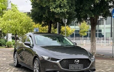Mazda 3, 2022 год, 2 020 000 рублей, 3 фотография