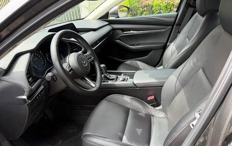 Mazda 3, 2022 год, 2 020 000 рублей, 7 фотография