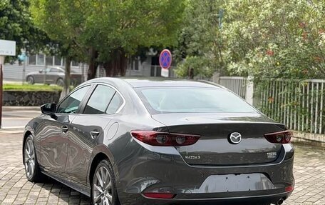 Mazda 3, 2022 год, 2 020 000 рублей, 4 фотография