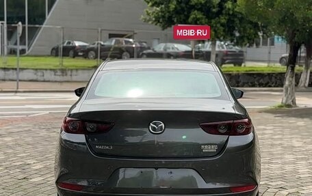 Mazda 3, 2022 год, 2 020 000 рублей, 5 фотография