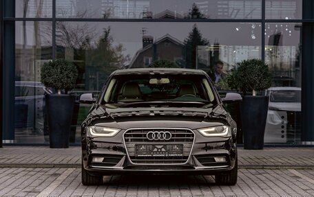 Audi A4, 2014 год, 1 255 000 рублей, 2 фотография