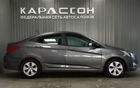 Hyundai Solaris II рестайлинг, 2016 год, 880 000 рублей, 6 фотография