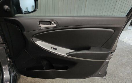 Hyundai Solaris II рестайлинг, 2016 год, 880 000 рублей, 16 фотография