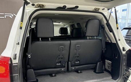 Toyota Land Cruiser 200, 2015 год, 5 200 000 рублей, 8 фотография