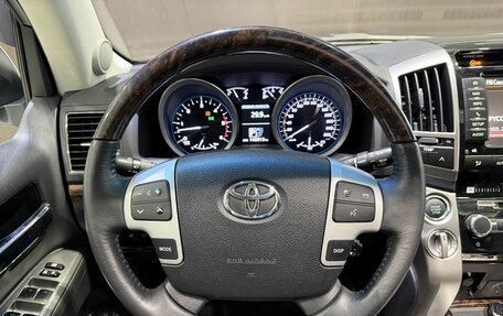Toyota Land Cruiser 200, 2015 год, 5 200 000 рублей, 11 фотография
