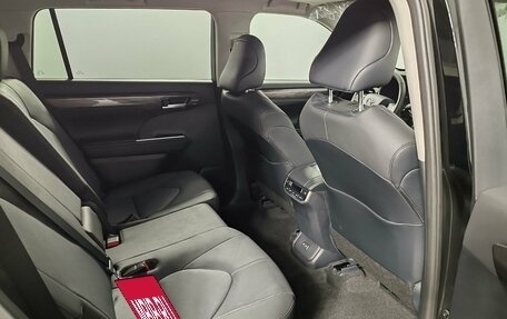 Toyota Highlander, 2026 год, 6 390 000 рублей, 13 фотография