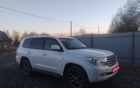 Toyota Land Cruiser 200, 2011 год, 2 999 000 рублей, 1 фотография