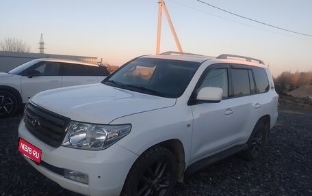 Toyota Land Cruiser 200, 2011 год, 2 999 000 рублей, 2 фотография