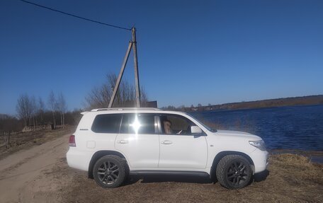 Toyota Land Cruiser 200, 2011 год, 2 999 000 рублей, 20 фотография