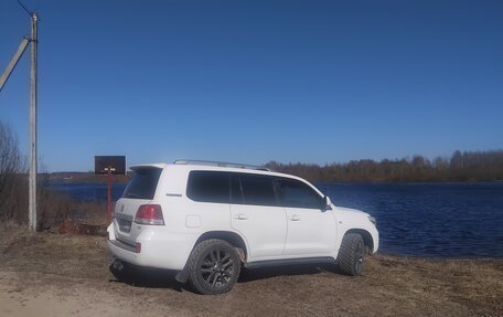 Toyota Land Cruiser 200, 2011 год, 2 999 000 рублей, 19 фотография