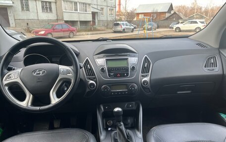 Hyundai ix35 I рестайлинг, 2011 год, 1 200 000 рублей, 4 фотография