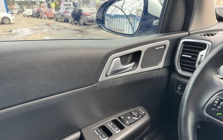 KIA Sportage IV рестайлинг, 2017 год, 1 700 000 рублей, 8 фотография