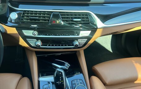 BMW 5 серия, 2021 год, 5 000 000 рублей, 17 фотография