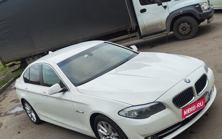 BMW 5 серия, 2012 год, 1 350 000 рублей, 3 фотография