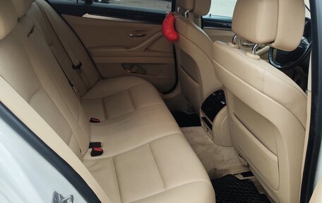 BMW 5 серия, 2012 год, 1 350 000 рублей, 13 фотография