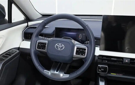 Toyota RAV4, 2026 год, 4 100 050 рублей, 9 фотография