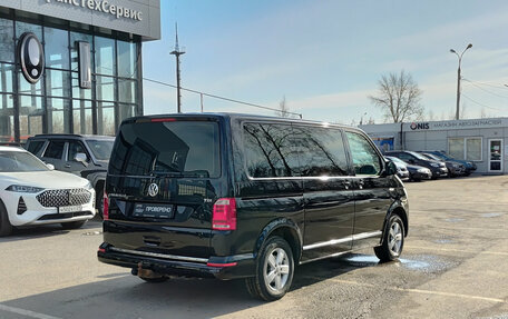 Volkswagen Caravelle T6 рестайлинг, 2018 год, 2 880 000 рублей, 5 фотография