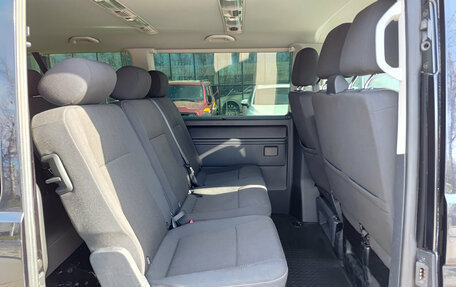 Volkswagen Caravelle T6 рестайлинг, 2018 год, 2 880 000 рублей, 12 фотография