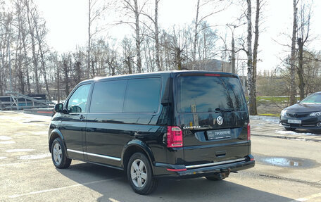 Volkswagen Caravelle T6 рестайлинг, 2018 год, 2 880 000 рублей, 7 фотография