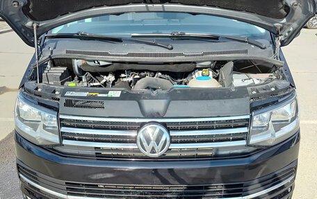 Volkswagen Caravelle T6 рестайлинг, 2018 год, 2 880 000 рублей, 9 фотография