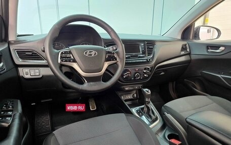 Hyundai Solaris II рестайлинг, 2017 год, 1 399 000 рублей, 10 фотография