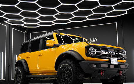 Ford Bronco, 2022 год, 7 222 000 рублей, 2 фотография