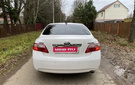 Toyota Camry, 2010 год, 1 345 000 рублей, 5 фотография